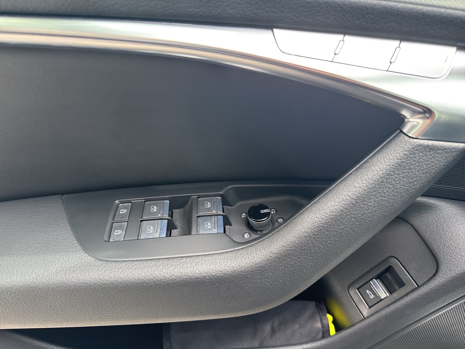 Audi A6 Avant 40 quattro CAM ACC LM19 E-KLAPPE NAVI+