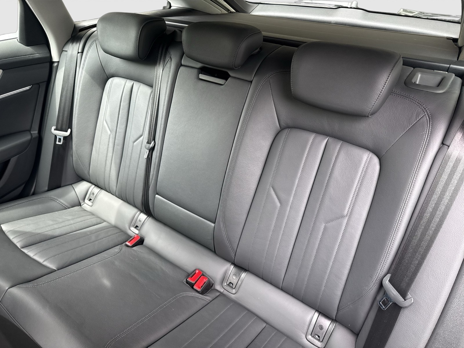 Audi A6 Avant 40 quattro CAM ACC LM19 E-KLAPPE NAVI+