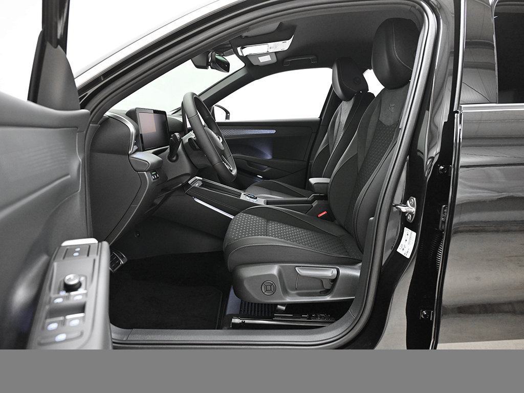 Volkswagen T-Roc 1.5 R-LINE DSG