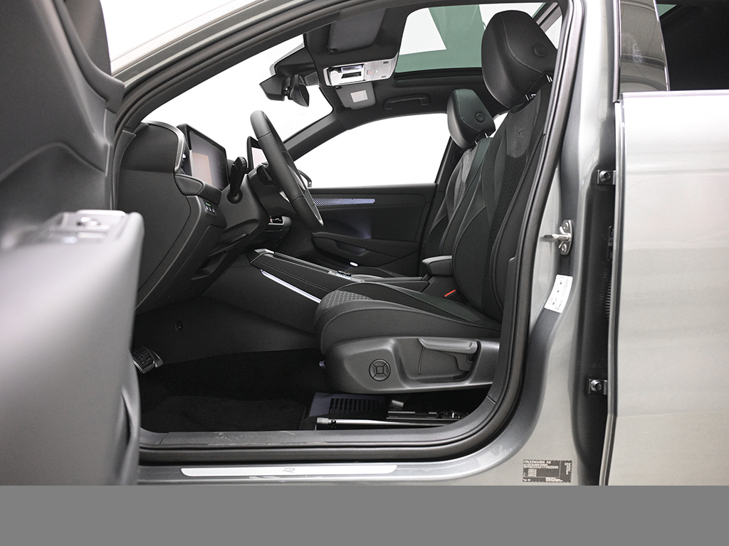 Volkswagen T-Roc 1.5 R-LINE DSG