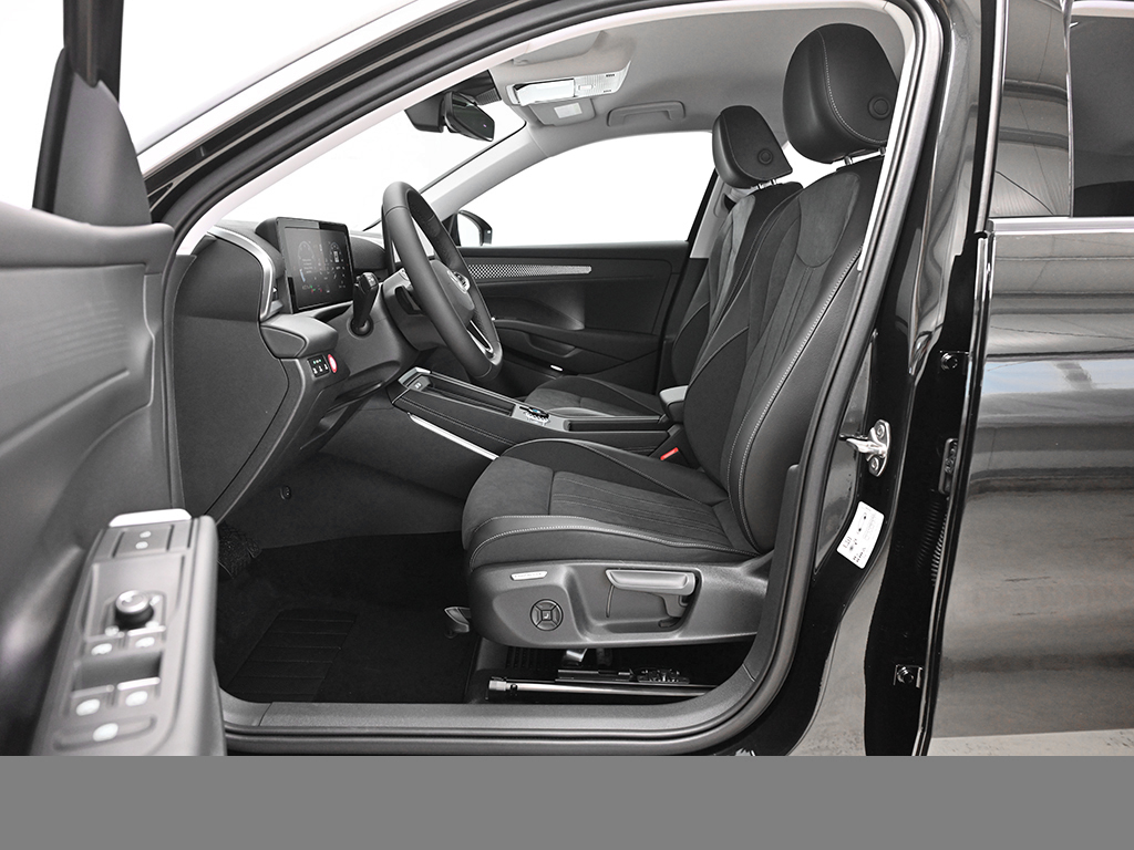 Volkswagen T-Roc 1.5 STYLE DSG eKLAPPE MATRIXLED KEYLESS