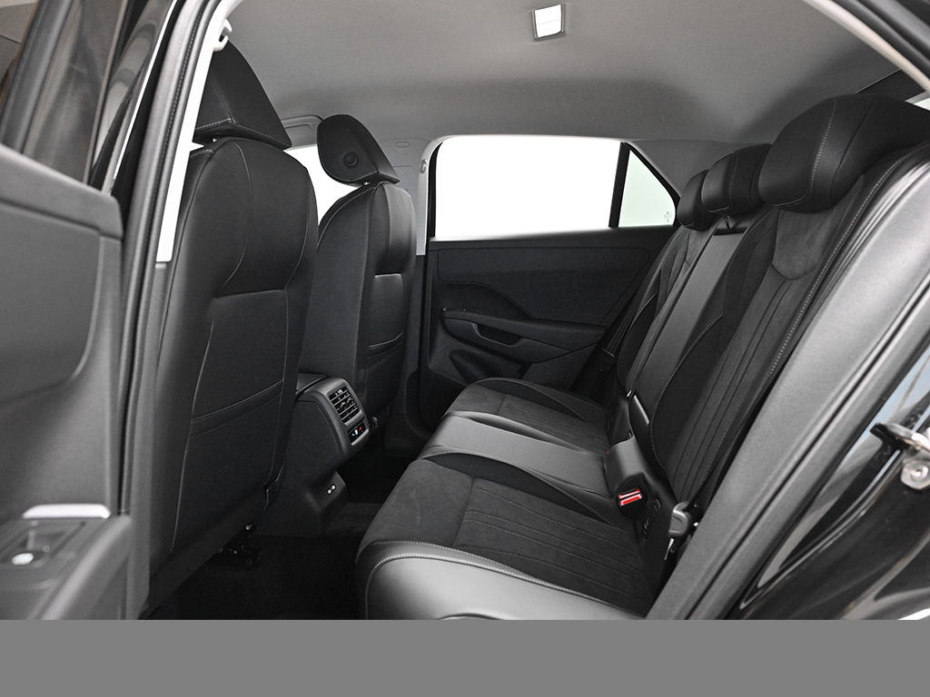 Volkswagen T-Roc 1.5 STYLE DSG eKLAPPE MATRIXLED KEYLESS