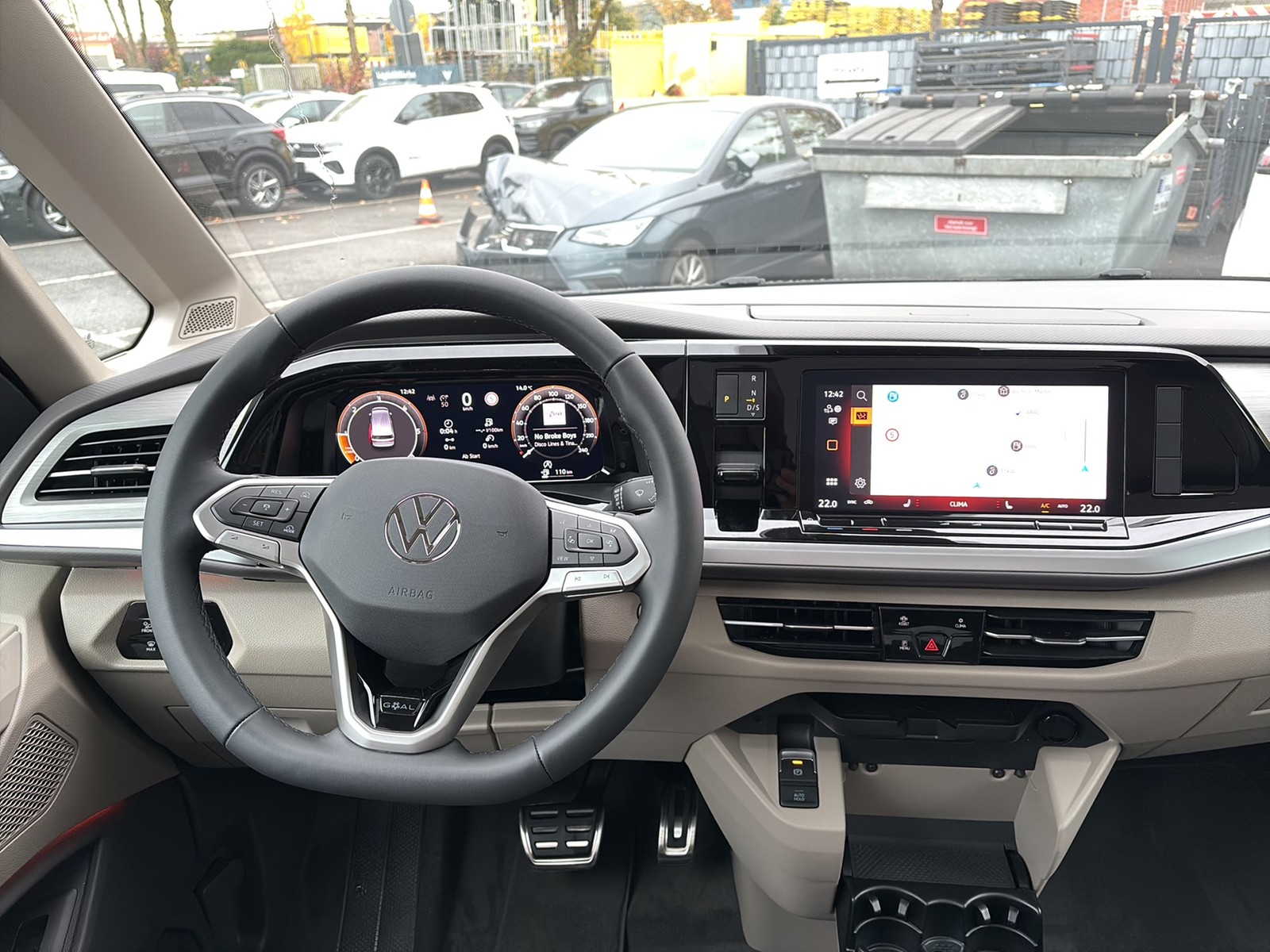 Volkswagen Multivan GOAL 2,0 TDI DSG eKLAPPE AHK MATRIXLED