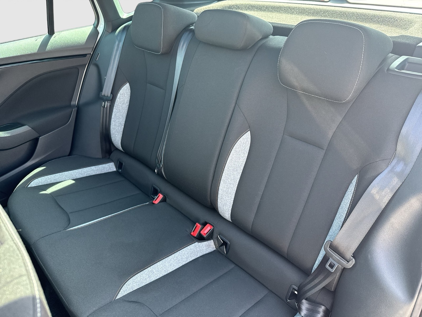 Skoda Kamiq 1.5 TOUR PANO AHK CAM MATRIX E-KLAPPE NAVI