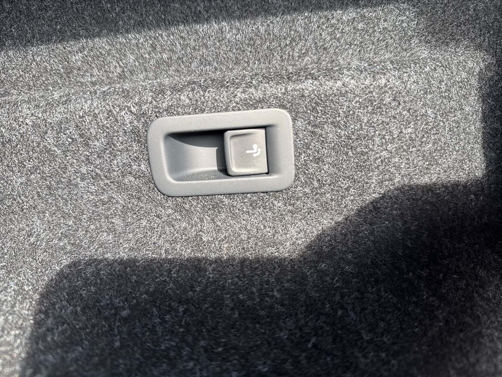 Skoda Enyaq Coupé 85 LOFT WÄRMEPUMPE PANO AHK CAM LM20