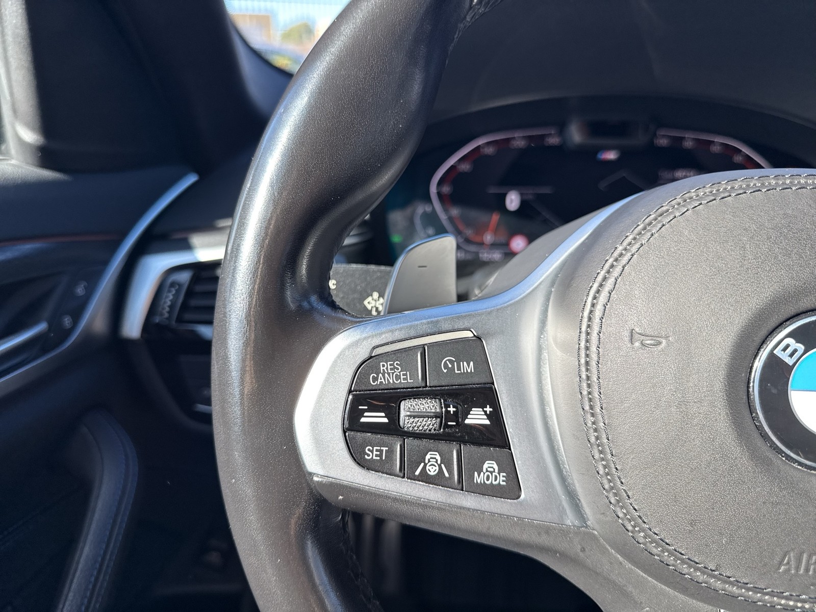 BMW 530d Touring M Sport 4X4 KAMERA HEADUP CARPLAY