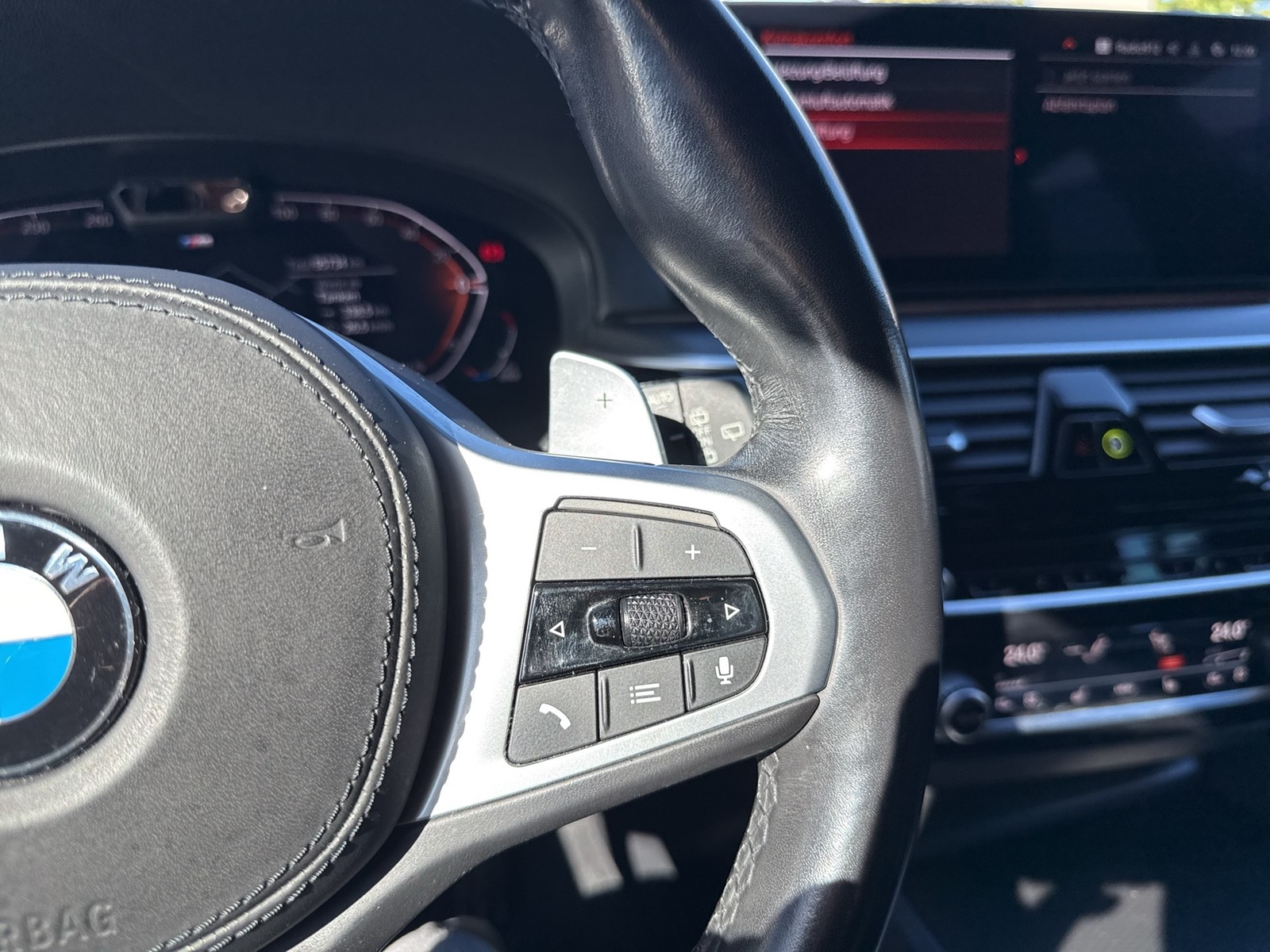 BMW 530d Touring M Sport 4X4 KAMERA HEADUP CARPLAY