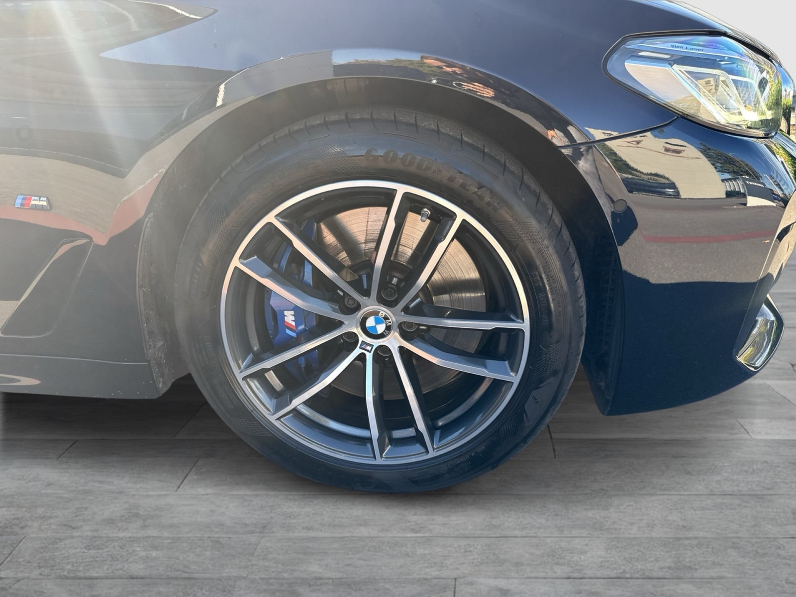 BMW 530d Touring M Sport 4X4 KAMERA HEADUP CARPLAY