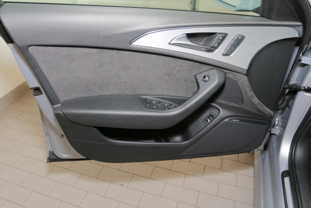 Audi A6 Avant Qu. S LINE PANO BOSE CAM ACC LM19