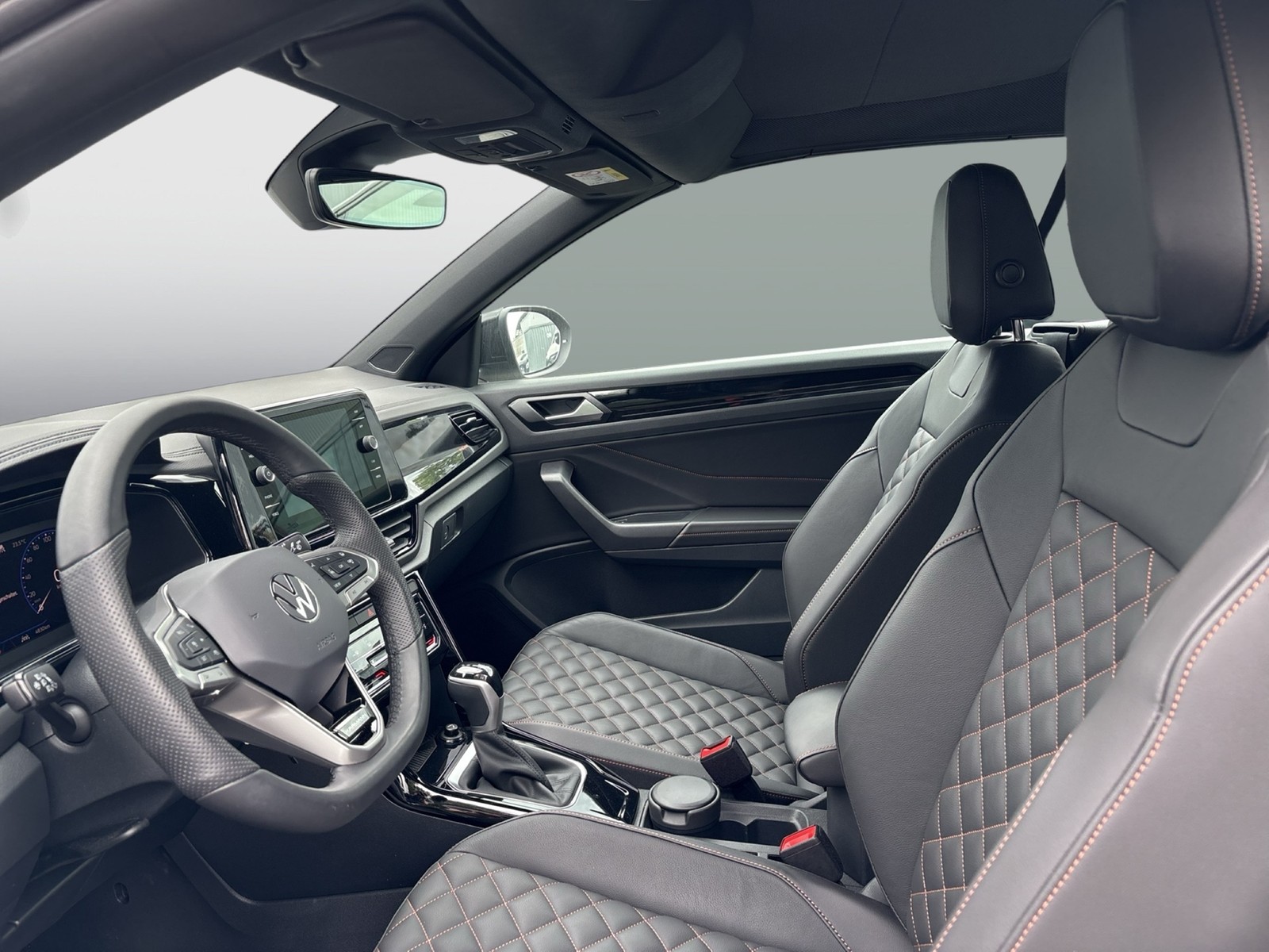 Volkswagen T-Roc Cabriolet 1.5 R-LINE EDITION KARMANN LEDER