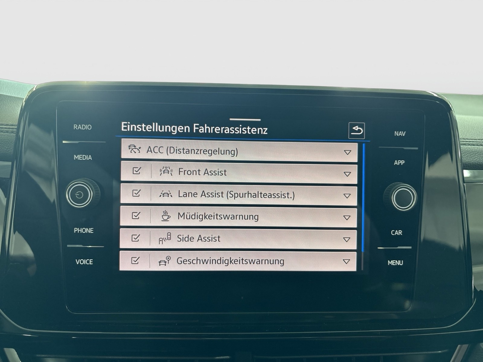 Volkswagen T-Roc Cabriolet 1.5 R-LINE EDITION KARMANN LEDER