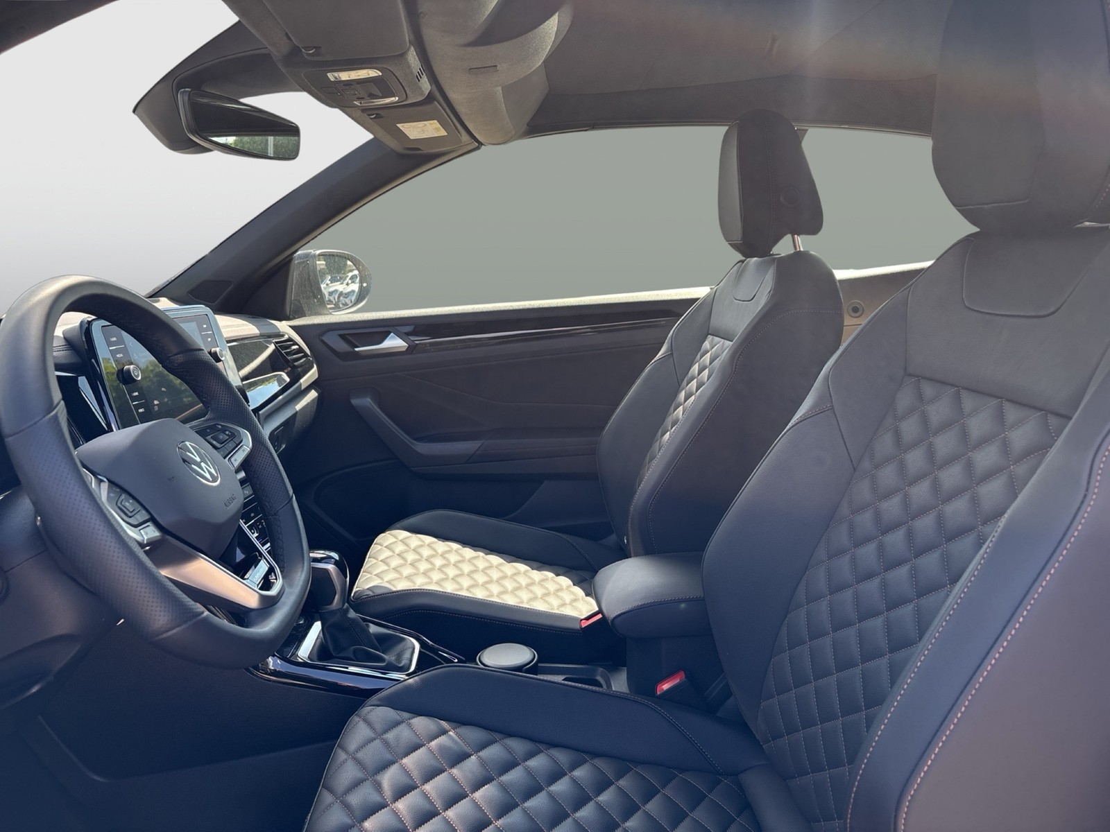 Volkswagen T-Roc Cabriolet 1.5 R-LINE EDITION KARMANN LEDER