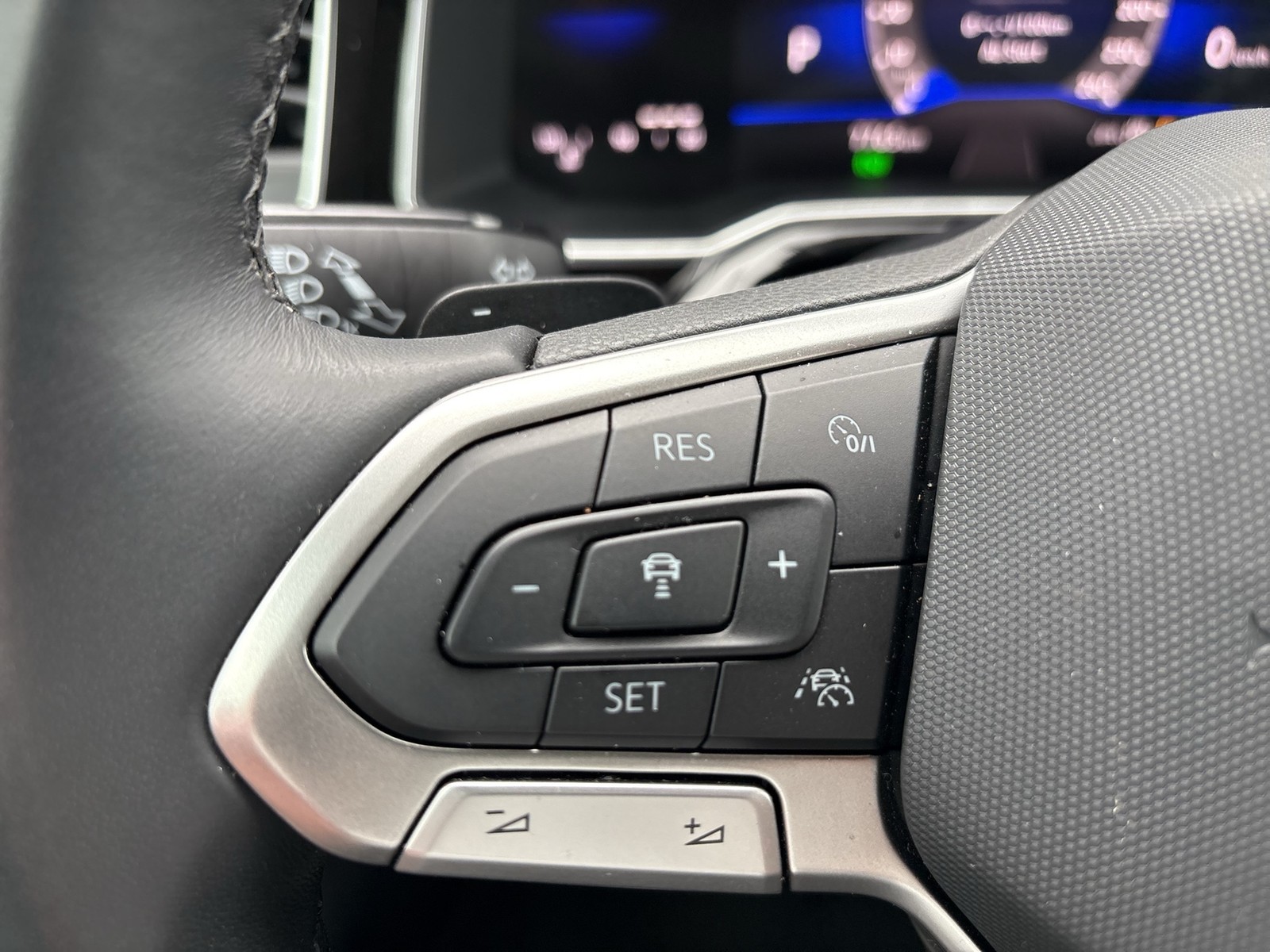 Volkswagen Taigo 1.0 GOAL ACC LM17 CARPLAY SITZHEIZUNG