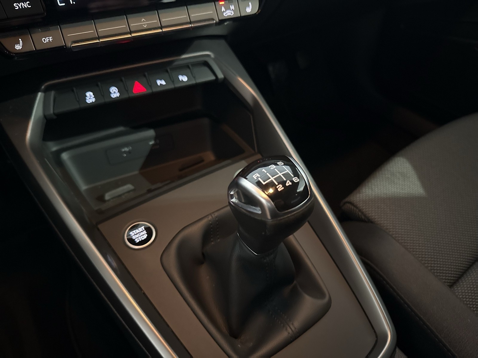 Audi A3 Sportback 30 advanced AHK CARPLAY LM17 SITZHZ