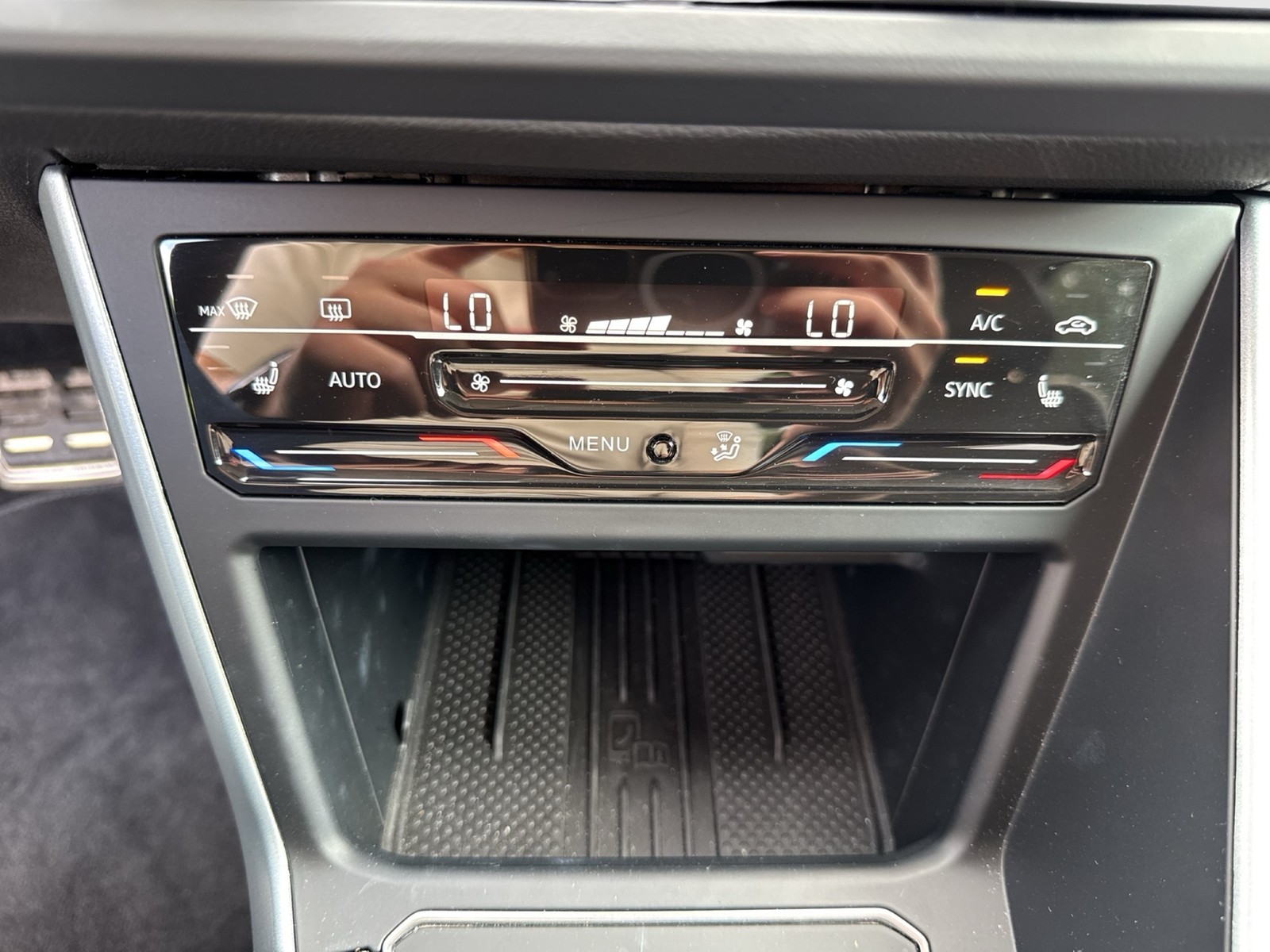 Volkswagen Taigo 1.5 GOAL CAM ACC LM17 CARPLAY SITZHEIZUNG