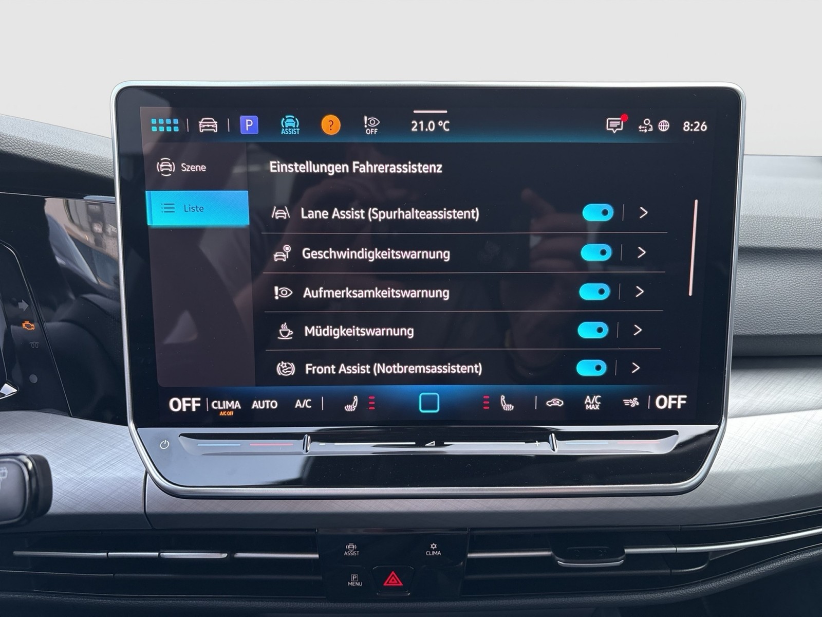 Volkswagen Golf VIII 1.5 LIFE CAM ACC HEAD-UP NAVI CARPLAY