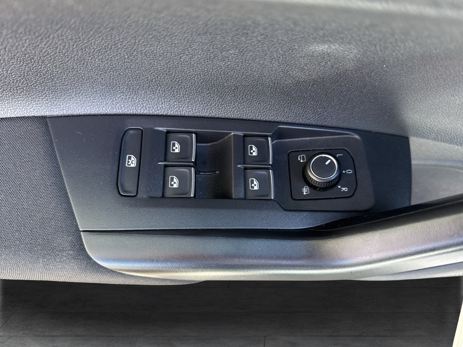 Volkswagen Polo 1.0 HIGHLINE KAMERA ALU17" NAVI SITZHEIZ.