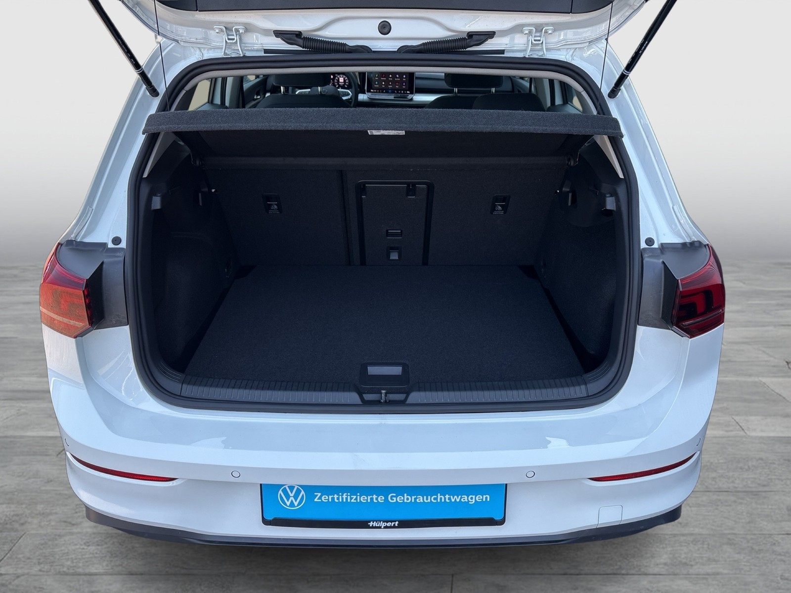 Volkswagen Golf VIII 1.5 LIFE CAM ACC CARPLAY ALU SITZHEIZ.