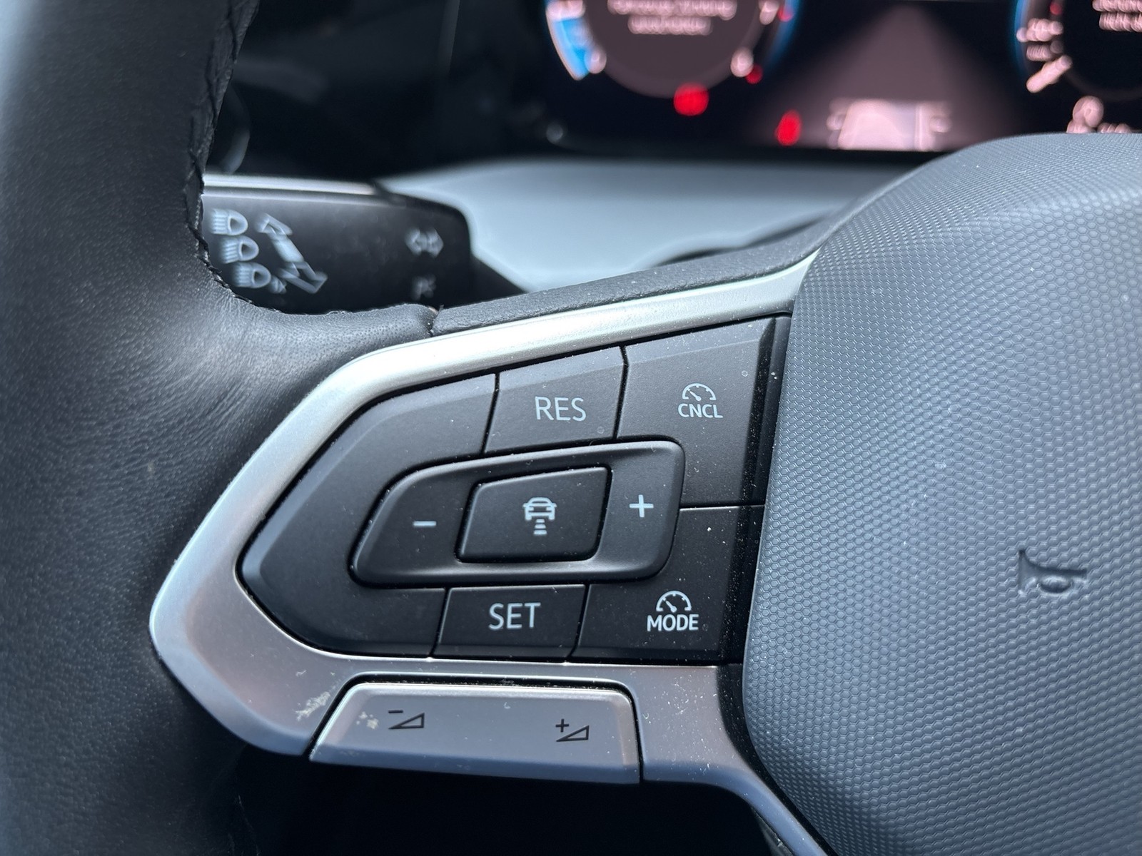 Volkswagen Golf Variant VIII 1.5 LIFE CAM ACC NAVI SITZHEIZ