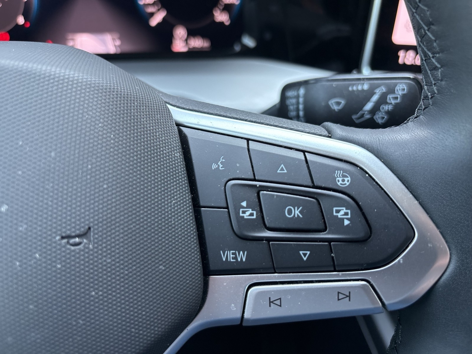 Volkswagen Golf Variant VIII 1.5 LIFE CAM ACC NAVI SITZHEIZ
