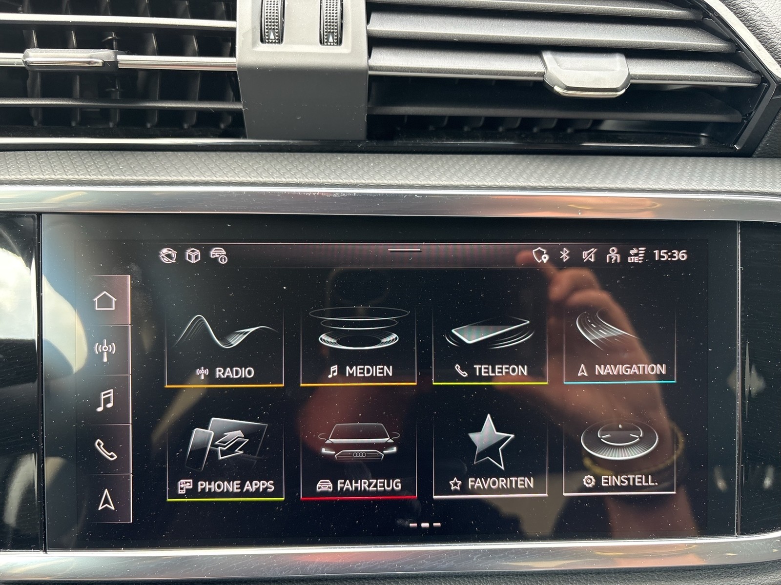 Audi Q3 35 S LINE AHK ACC LM18 E-KLAPPE NAVI+ SITZHZ.