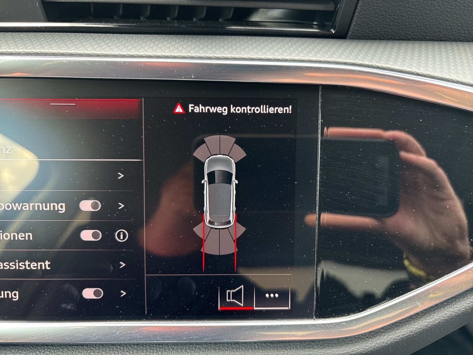 Audi Q3 35 S LINE AHK ACC LM18 E-KLAPPE NAVI+ SITZHZ.