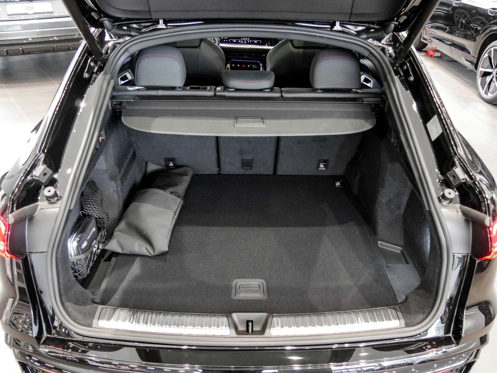 Audi Q5 Sportback TDI quattro S line Pano+AHK+TechPro+Blackoptik