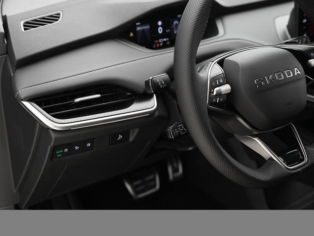 Skoda Elroq 85 SPORTLINE CAM ACC LM20 MATRIX E-KLAPPE