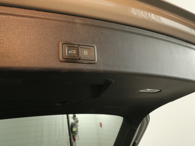 Audi RS4 Avant Qu. ALU20" BLACKPAK B&O KAMERA eSITZE