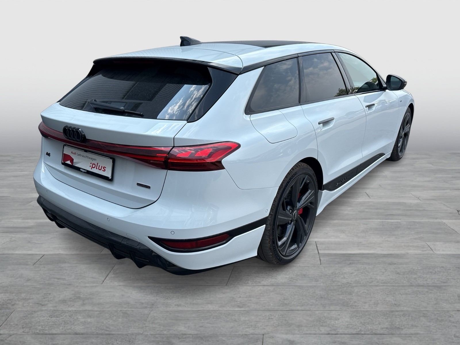 Audi A6 e-tron Avant quattro S LINE PANO B&O AHK LM21