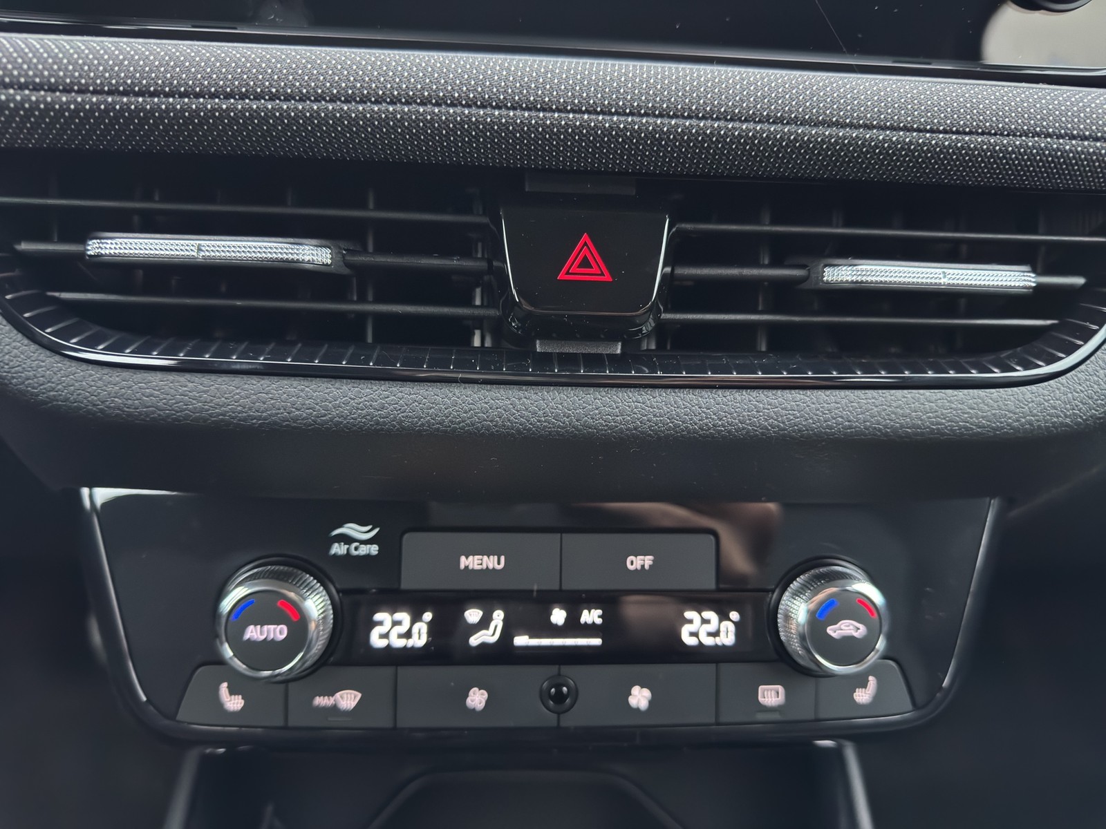 Skoda Fabia 1.0 Selection SHZ CarPlay CLIMATRONIC