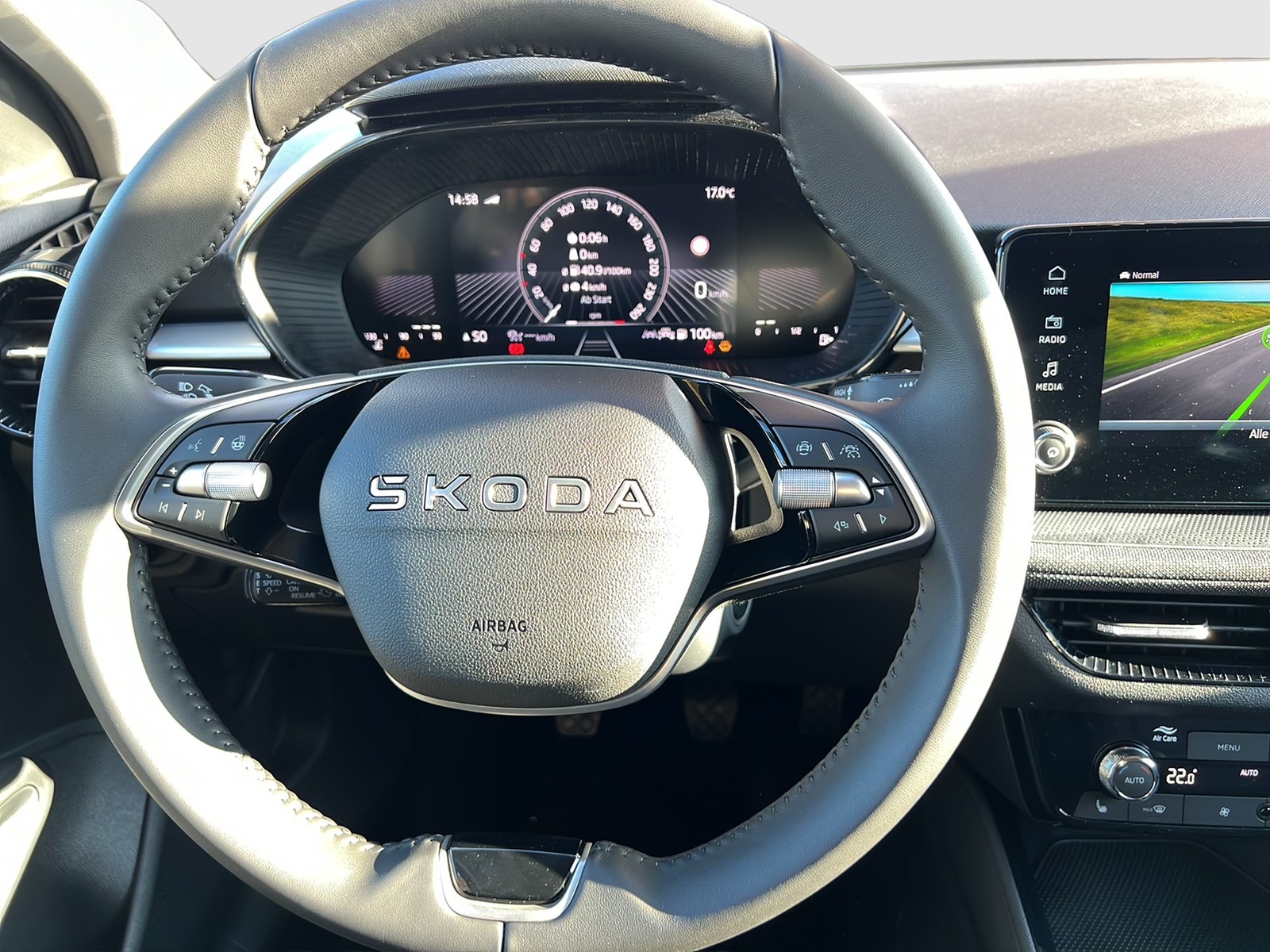 Skoda Fabia 1.0TSI Tour ACC PDC Smartlink SHZ