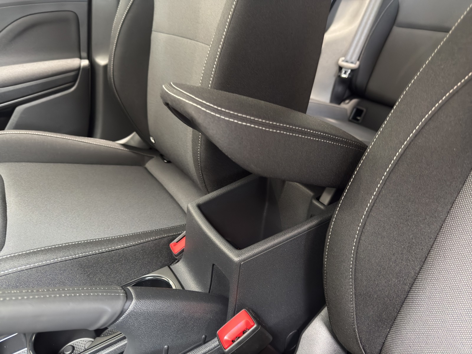 Skoda Fabia 1.0TSI Selection SHZ PDC CarPlay