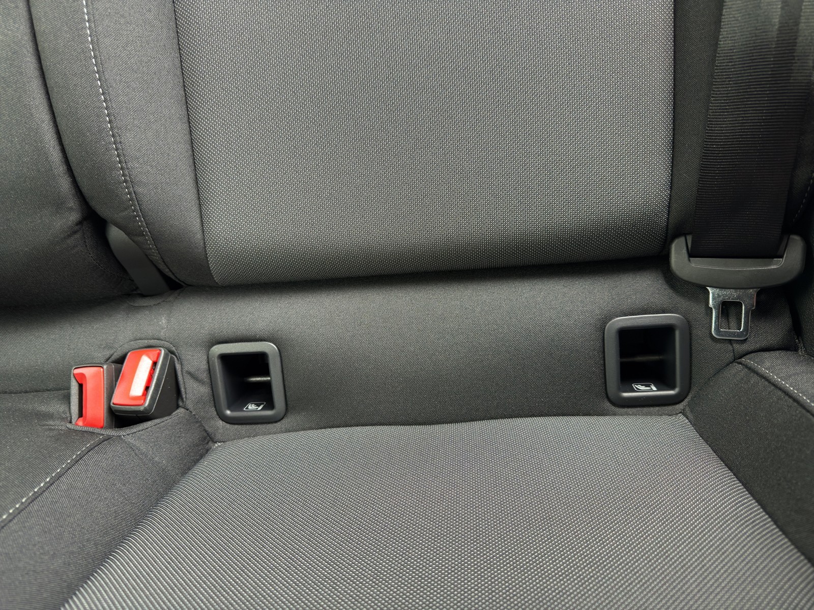 Skoda Fabia 1.0TSI Tour GANZJAHRESREIFEN ACC PDC Smartlink SHZ