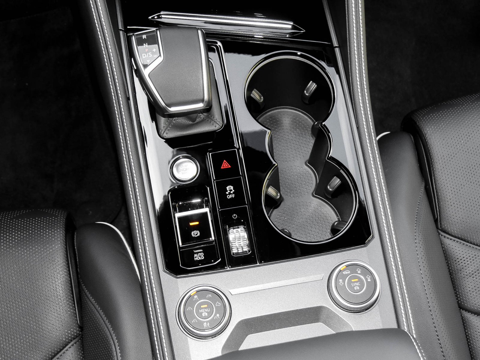 Volkswagen Touareg V6 Elegance 4X4 CAM SITZHEIZUNG LED ALU