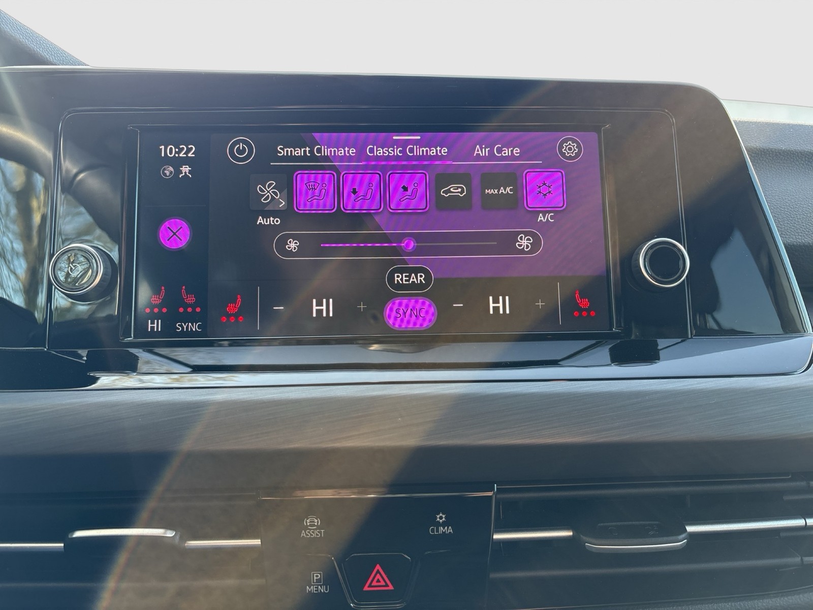 Volkswagen Golf VIII 1.5 eTSI STYLE CAM ACC CARPLAY LM17