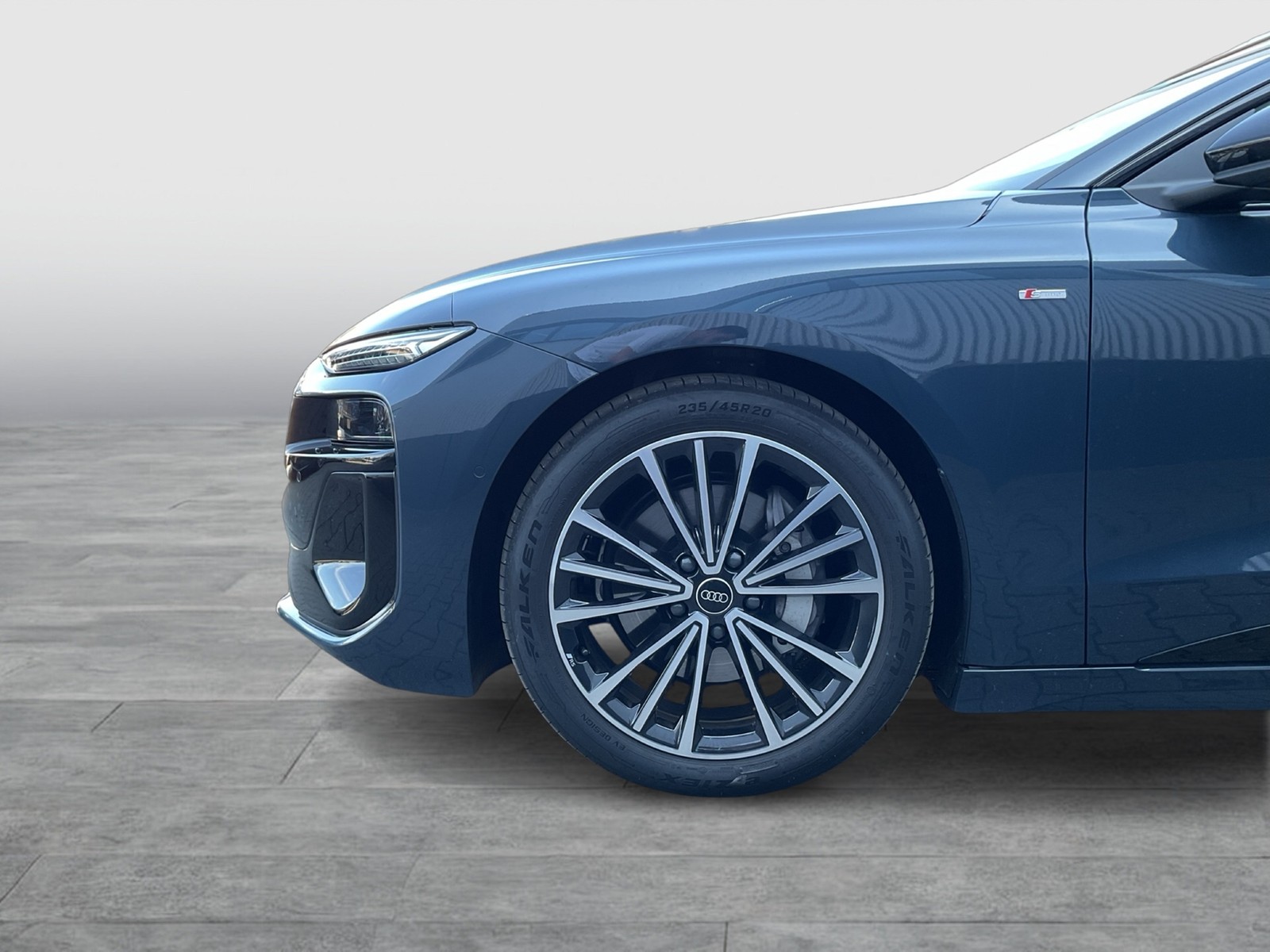 Audi A6 e-tron Avant performance S LINE B&O AHK LM20
