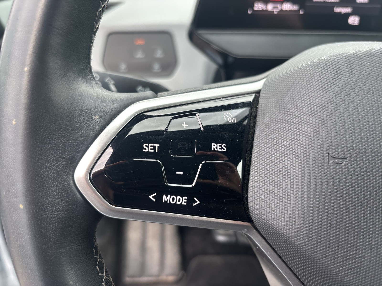 Volkswagen ID.3 Pro Performance WÄRMEPUMPE LM19 NAVI SITZHZ