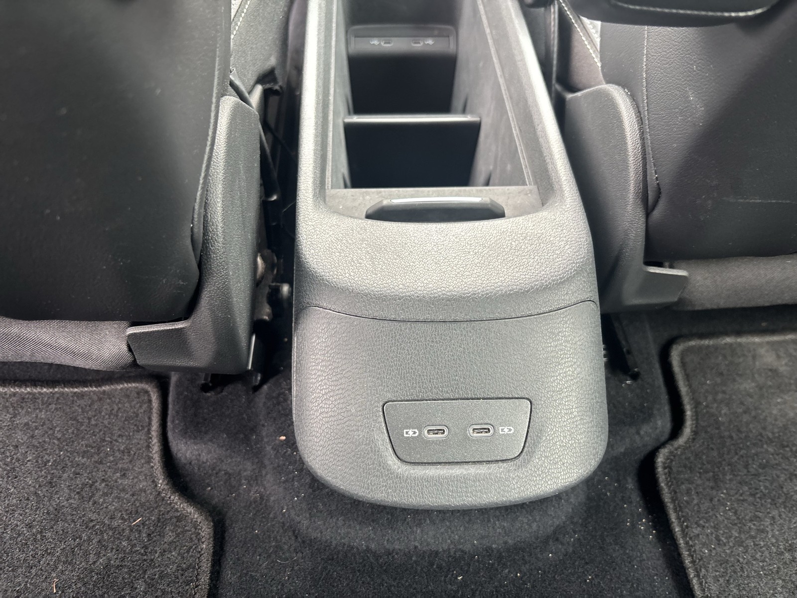 Volkswagen ID.3 Pro Performance WÄRMEPUMPE LM19 NAVI SITZHZ