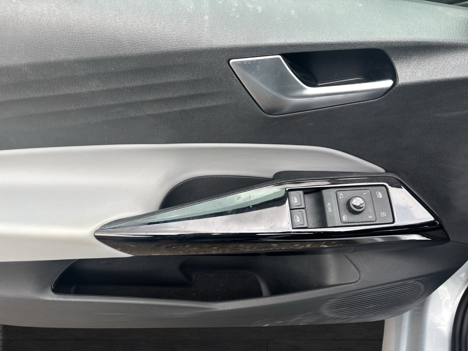 Volkswagen ID.3 Pro Performance WÄRMEPUMPE LM19 NAVI SITZHZ