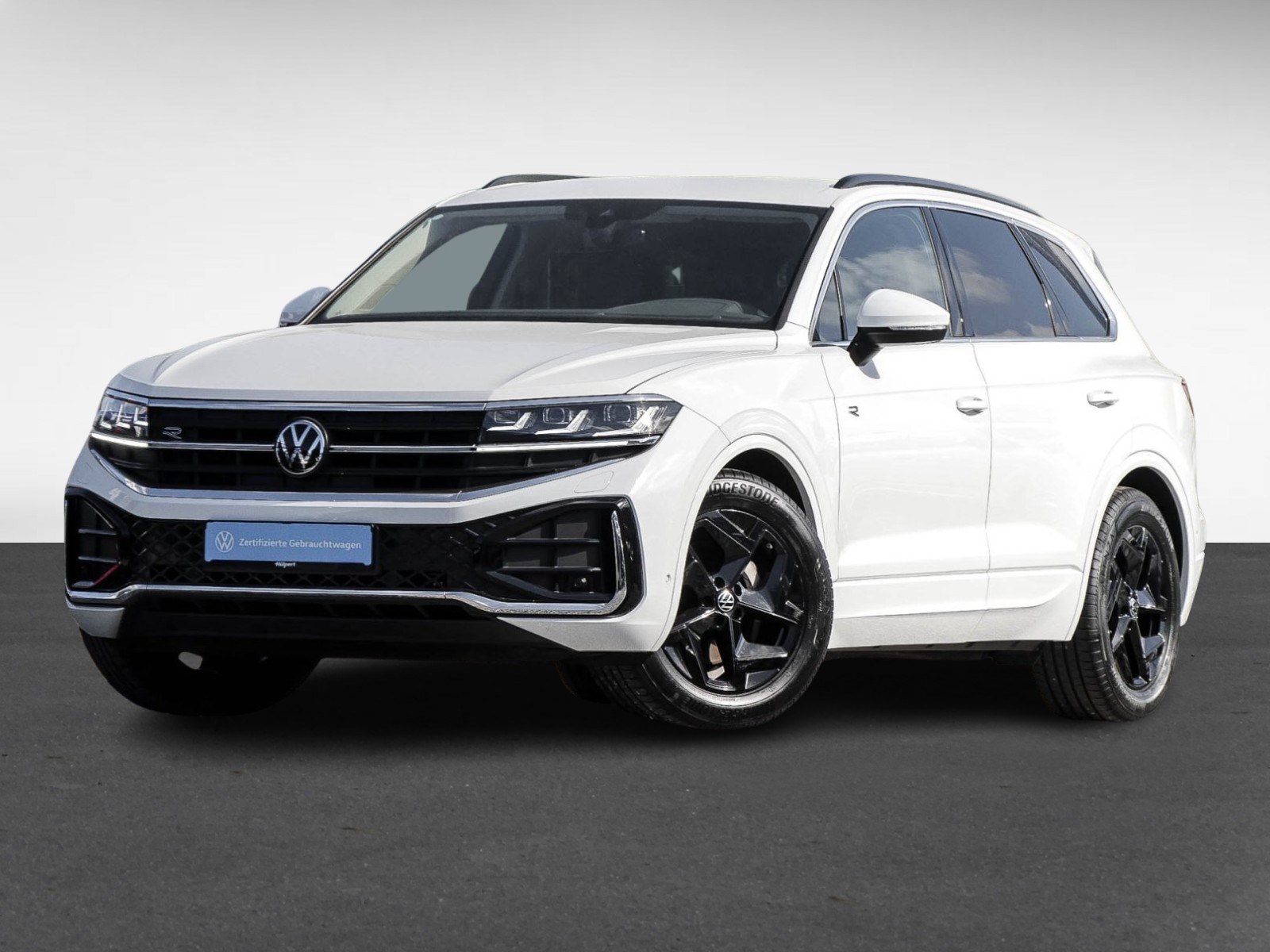 Volkswagen Touareg V6 R-LINE NEUES MODELL 4X4 CAM STAND&SITZHEIZUNG ALU