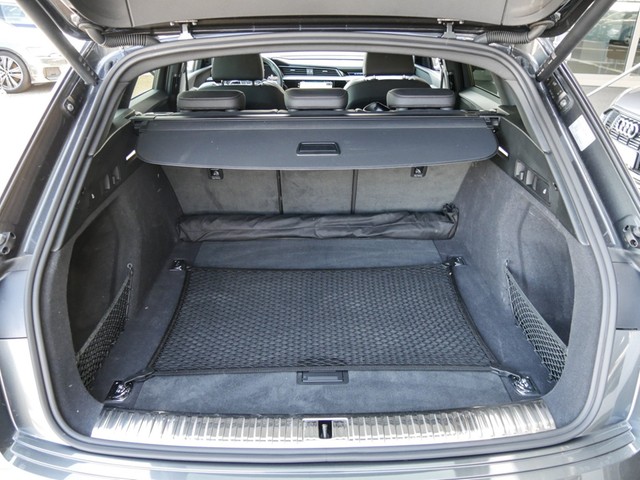 Audi e-tron S quattro BLACKPAK CAM LM21 HEADUP MATRIX