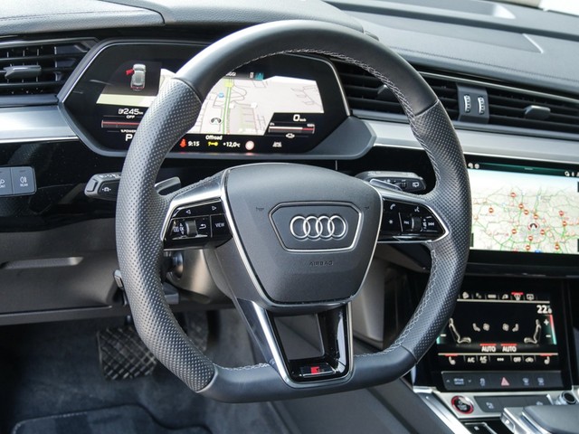 Audi e-tron S quattro BLACKPAK CAM LM21 HEADUP MATRIX
