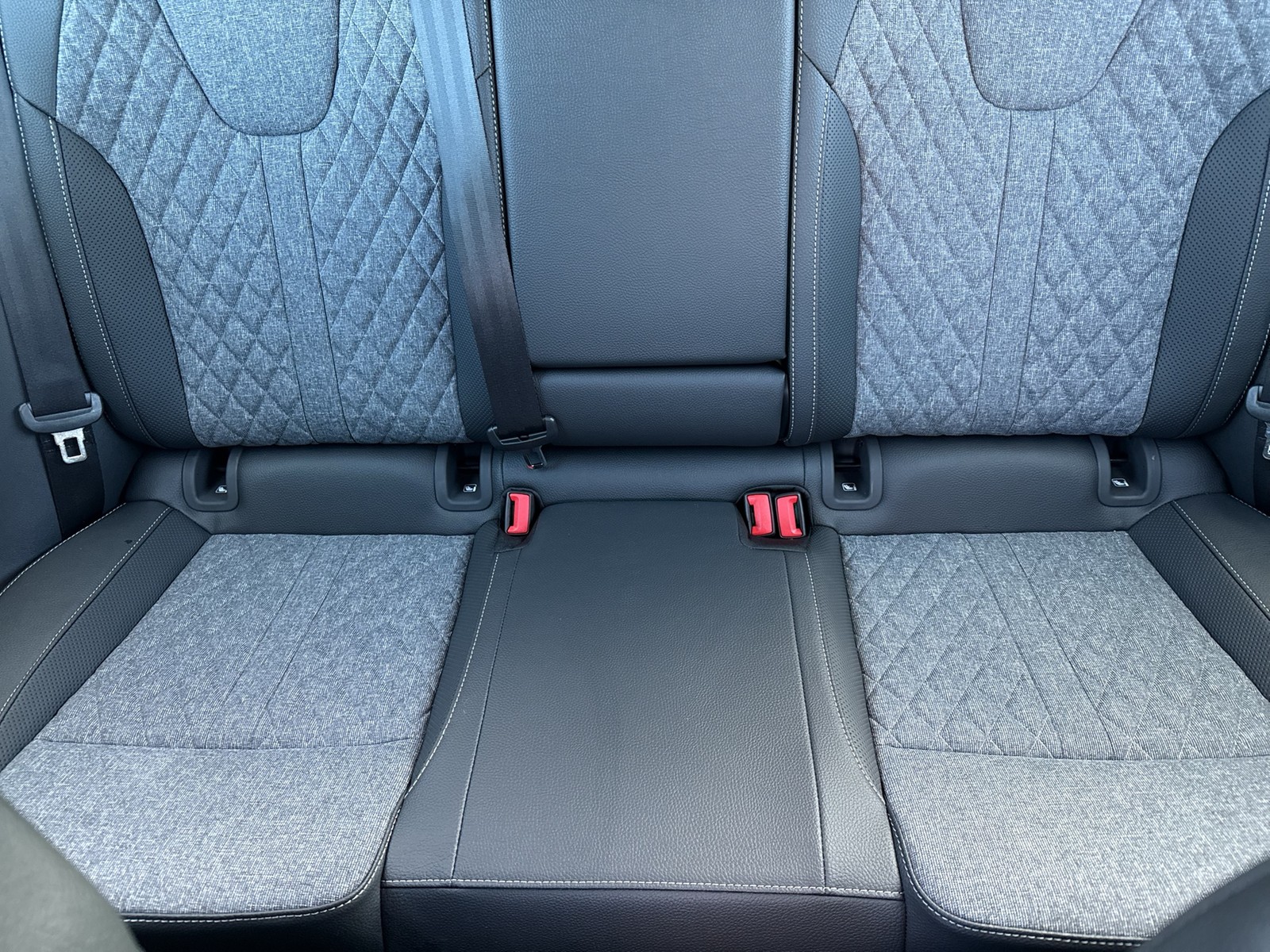 Skoda Octavia Combi 1.5 SPORTLINE DSG CAM ACC LM18