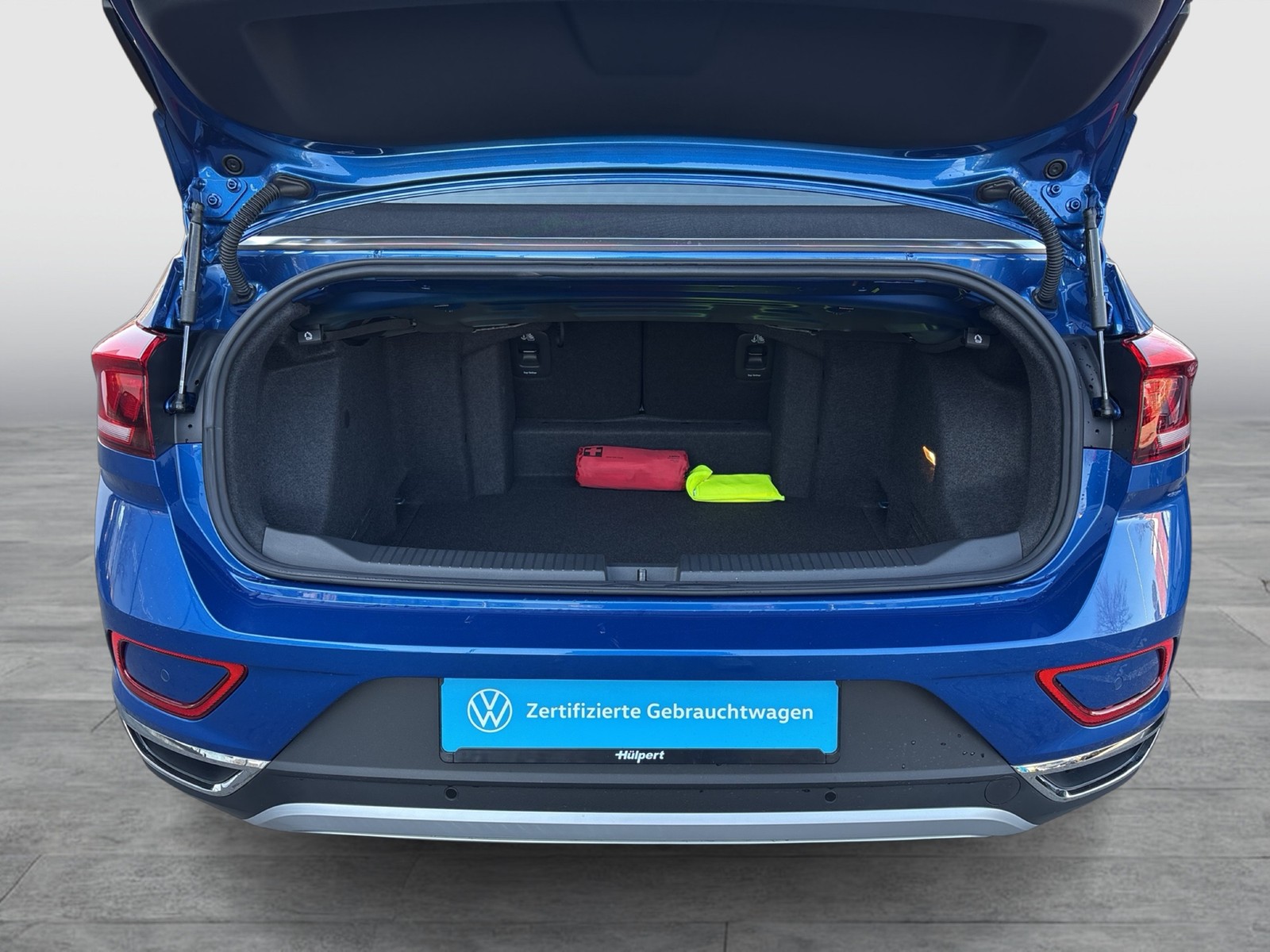 Volkswagen T-Roc Cabriolet 1.5 GOAL CAM ACC NAVI LM17 LED+