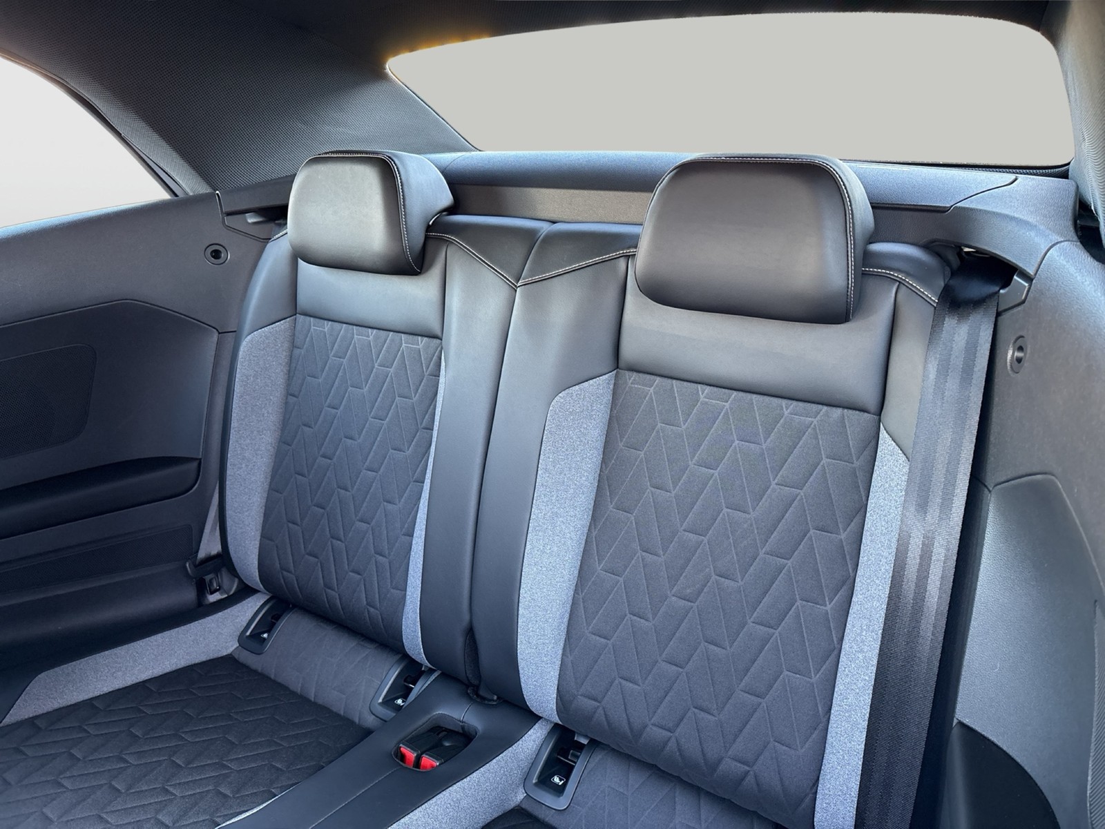 Volkswagen T-Roc Cabriolet 1.5 GOAL CAM ACC NAVI LM17 LED+