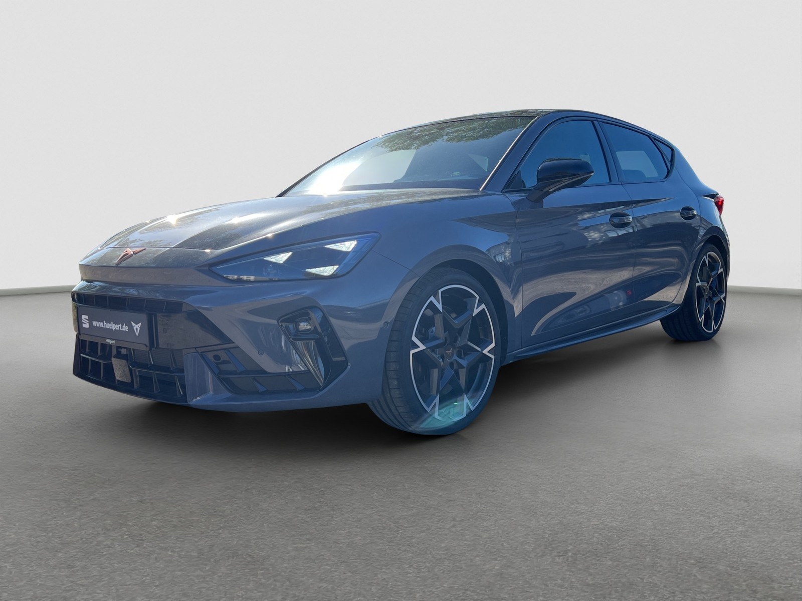 Cupra Leon 2.0 VZ DSG MATRIX PANO SENNH NAV ACC 19LM