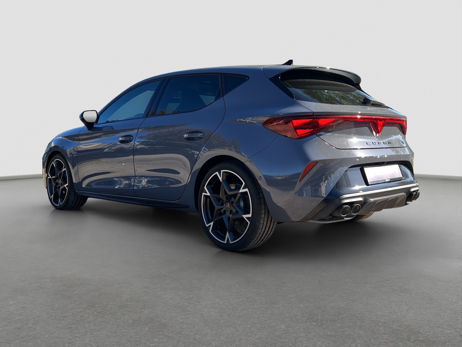 Cupra Leon 2.0 VZ DSG MATRIX PANO SENNH NAV ACC 19LM