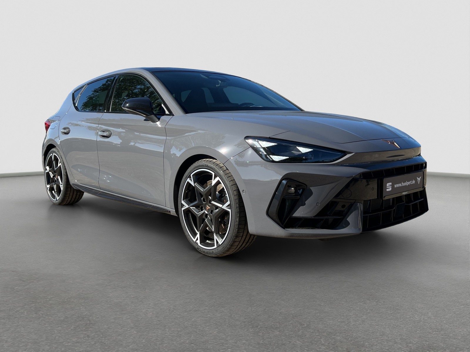 Cupra Leon 2.0 VZ DSG MATRIX PANO SENNH NAV ACC 19LM