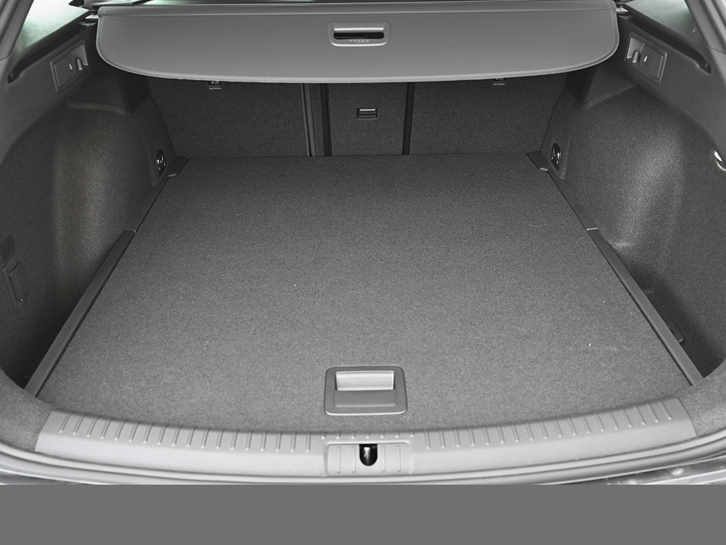 Cupra Leon ST 1.5 DSG SENNHEISER AHK-Vorb. NAV ACC